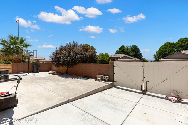 Photo 27 for MLS #2104552 at 693 E Castle Stone Dr