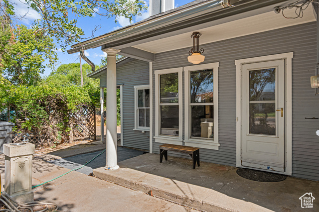 Photo 16 for MLS #2104568 at 106 W 400 North