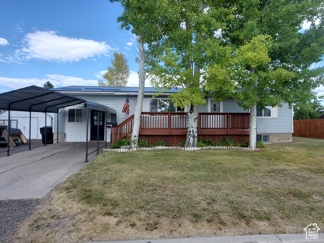 Photo 2 for MLS #2104584 at 476 N 10th St