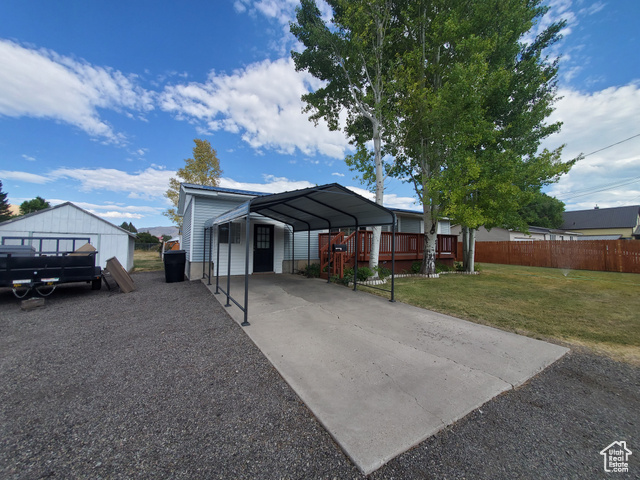 Photo 4 for MLS #2104584 at 476 N 10th St