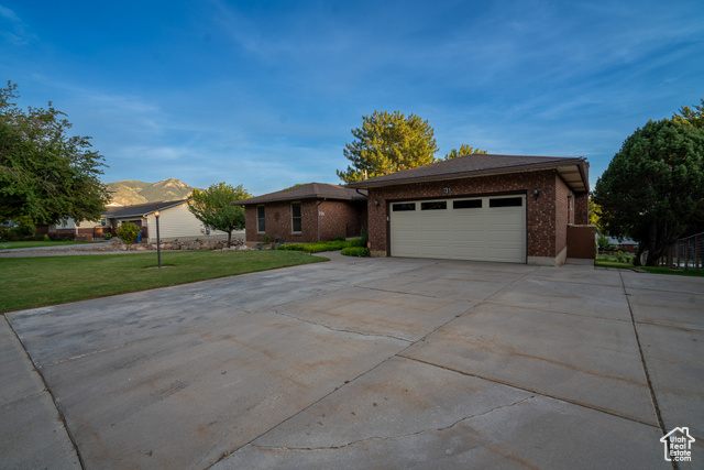 Photo 4 for MLS #2104587 at 731 W 3750 North