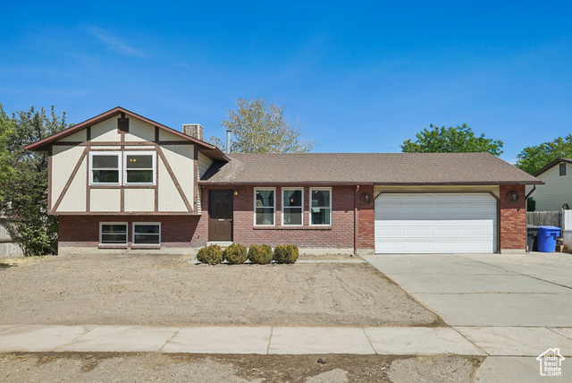 6137 S MIDDLEWOOD CIR, Salt Lake City UT 84118