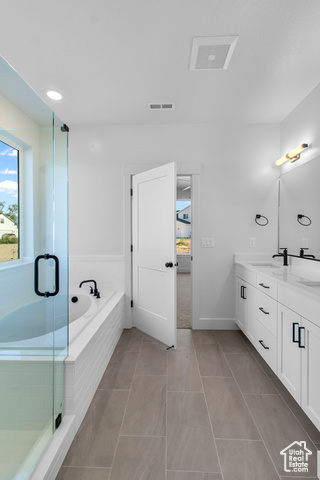 Photo 10 for MLS #2104594 at 5389 W 3850 South #22