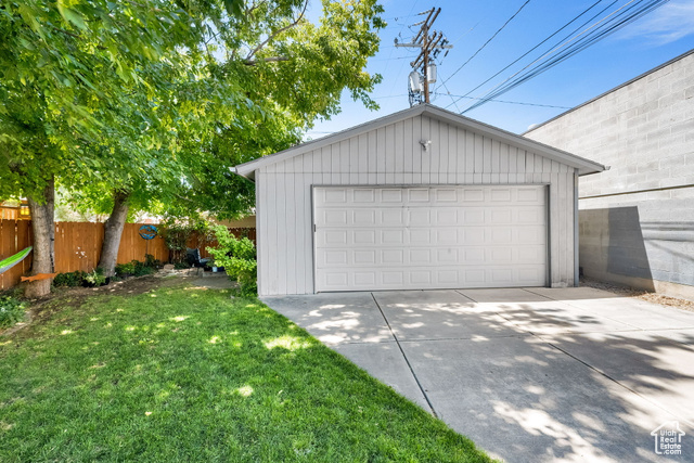 Photo 23 for MLS #2104595 at 2118 S Green St