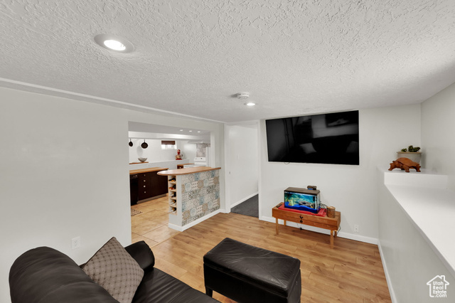 Photo 13 for MLS #2104595 at 2118 S Green St