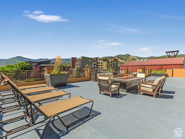 Photo 19 for MLS #2104610 at 6169 Park Ln #44