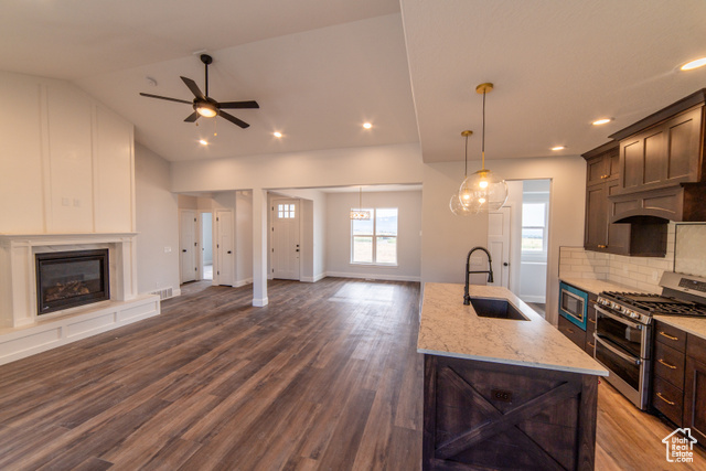 Photo 44 for MLS #2104629 at 2288 N Lincoln Ln #A/B