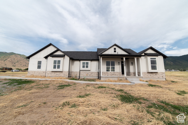 Photo 42 for MLS #2104629 at 2288 N Lincoln Ln #A/B