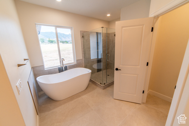 Photo 17 for MLS #2104629 at 2288 N Lincoln Ln #A/B