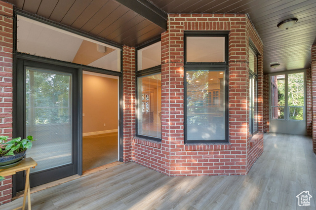 Photo 16 for MLS #2104642 at 1681 E Lakeview Way
