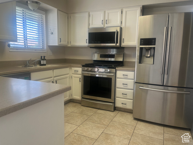 Photo 5 for MLS #2104660 at 3987 S 1500 West