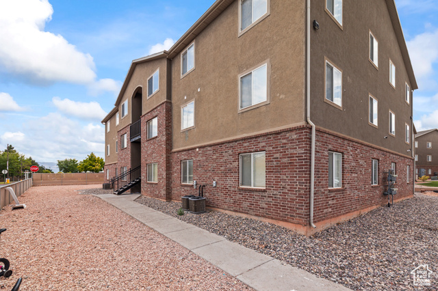 Photo 12 for MLS #2104672 at 819 W 50 North