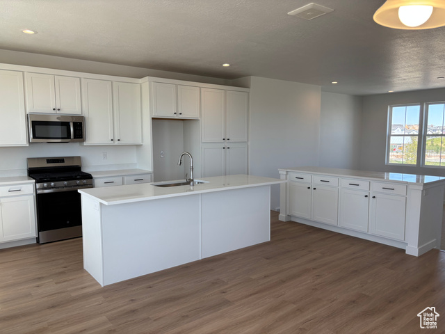 Photo 4 for MLS #2104678 at 7061 W South Jordan Pkwy