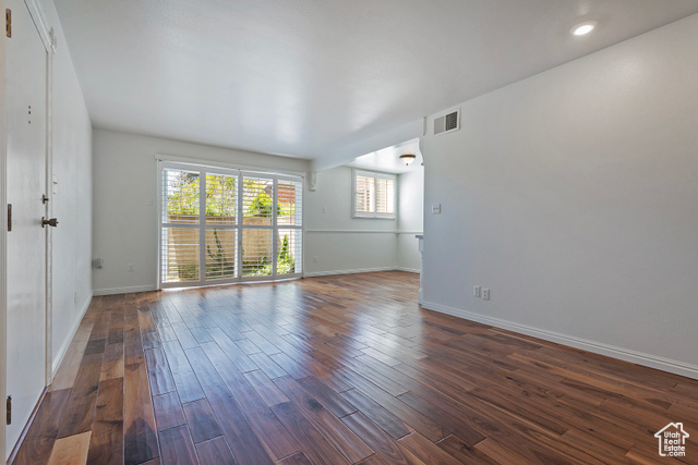 Photo 8 for MLS #2104714 at 1182 S Foothill Dr #511