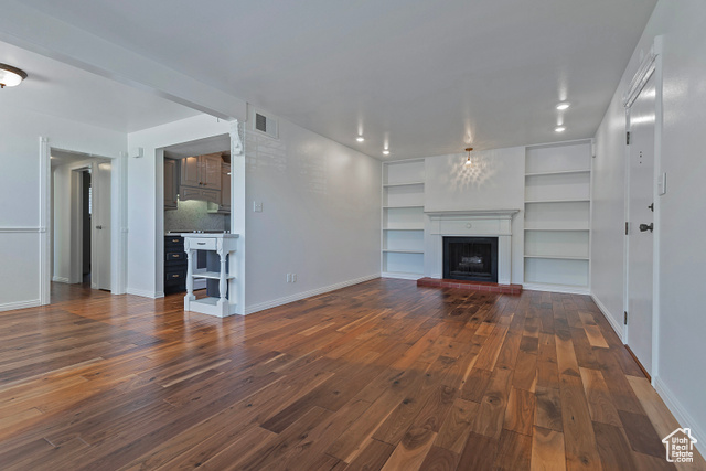 Photo 3 for MLS #2104714 at 1182 S Foothill Dr #511
