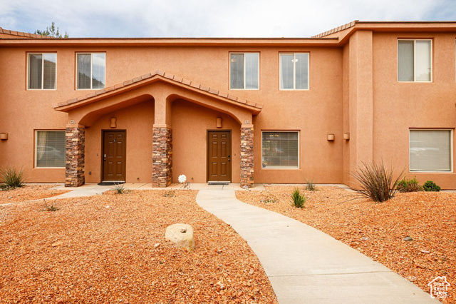 MLS #2104716 - 300 N 300 East #L5
