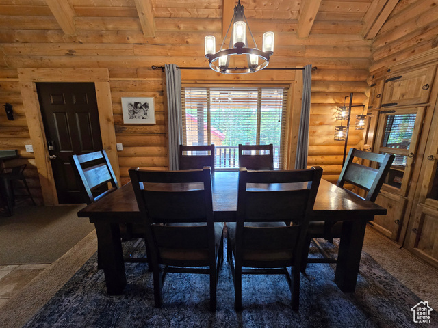 Photo 11 for MLS #2104722 at 725 E Wolf Hollow Rd