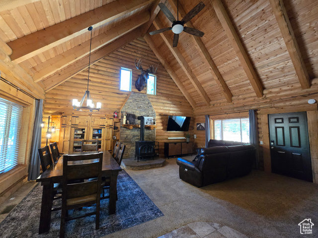 Photo 9 for MLS #2104722 at 725 E Wolf Hollow Rd