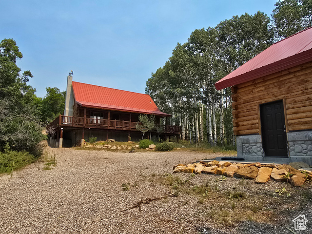 Photo 2 for MLS #2104722 at 725 E Wolf Hollow Rd