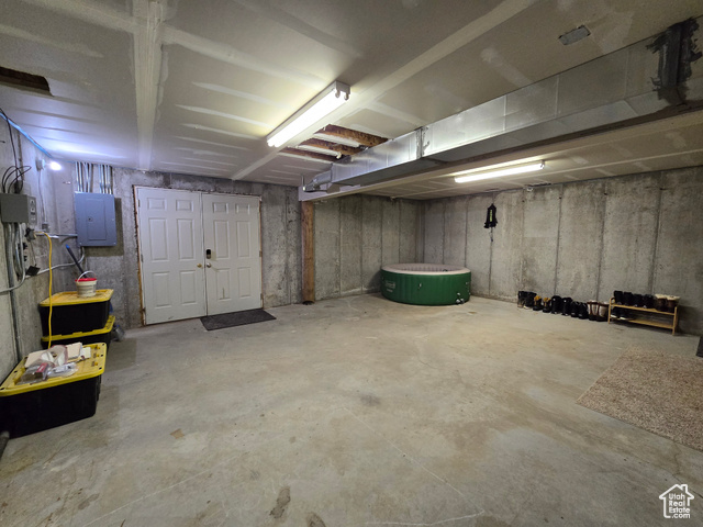 Photo 28 for MLS #2104722 at 725 E Wolf Hollow Rd