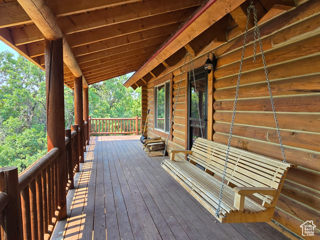 Photo 22 for MLS #2104722 at 725 E Wolf Hollow Rd