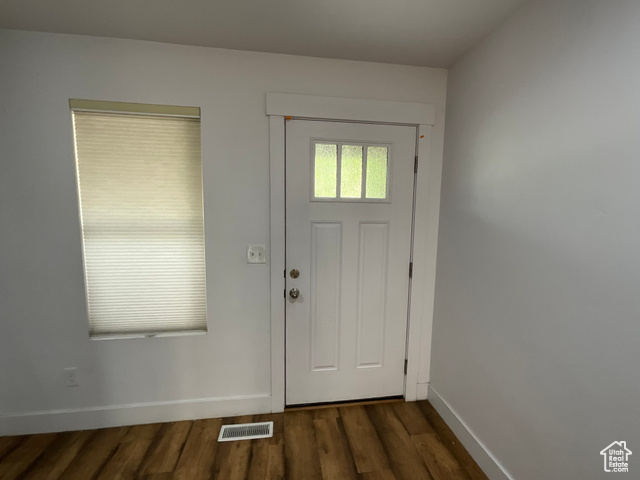 Photo 7 for MLS #2104730 at 5058 S Moray Ct