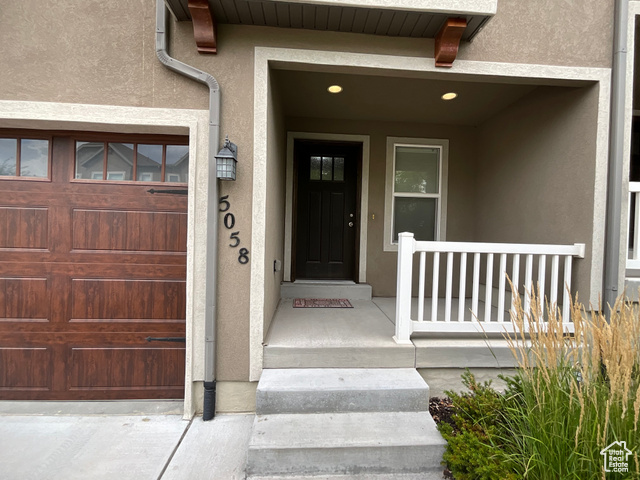 5058 S MORAY CT, Holladay UT 84117