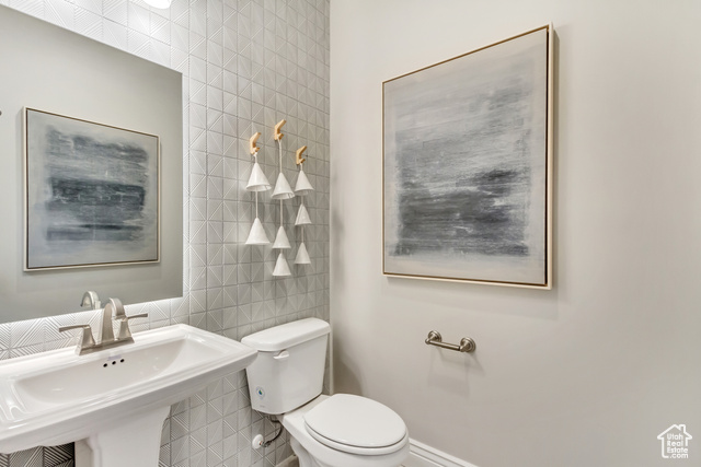 Photo 18 for MLS #2104732 at 1101 W 1580 North #171
