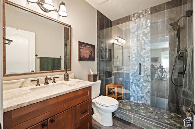 Photo 33 for MLS #2104750 at 1107 N Twickenham Dr