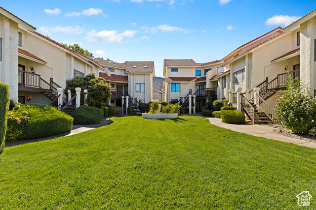 Photo 14 for MLS #2104755 at 275 S Valley View Dr #J202