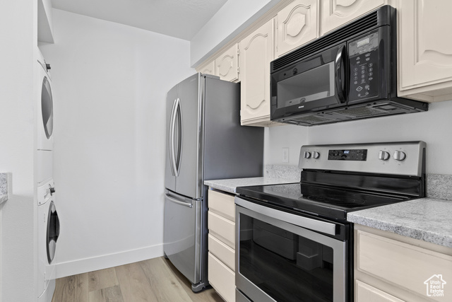 Photo 23 for MLS #2104755 at 275 S Valley View Dr #J202