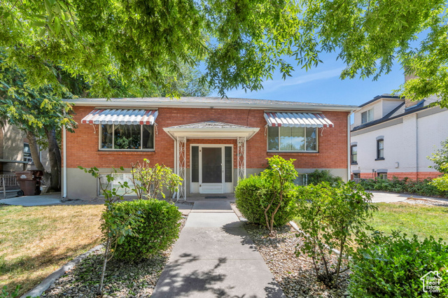 Photo 2 for MLS #2104766 at 1843 S 900 East