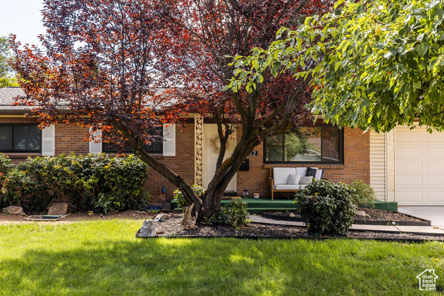 1852 E MEADOW DOWNS WAY, Cottonwood Heights UT 84121