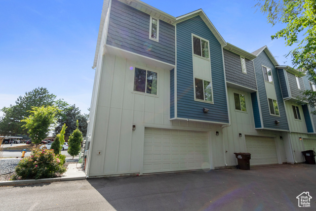 Photo 2 for MLS #2104775 at 1288 Lincoln Ave