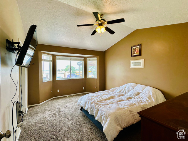 Photo 4 for MLS #2104780 at 799 E Main St