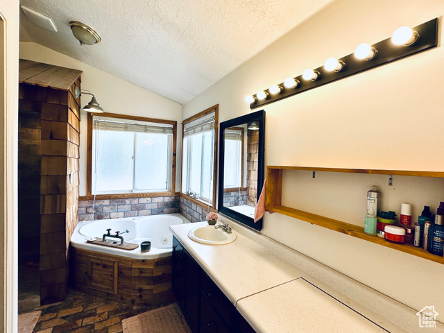 Photo 5 for MLS #2104780 at 799 E Main St