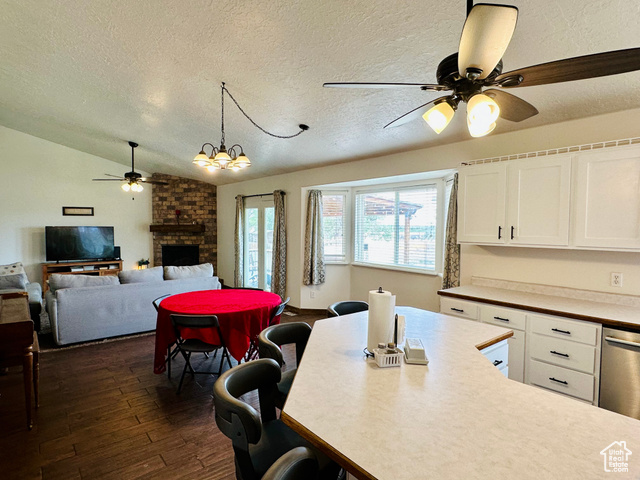 Photo 17 for MLS #2104780 at 799 E Main St