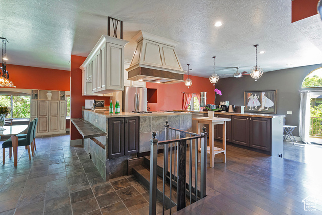 Photo 15 for MLS #2104781 at 4436 E Kenbridge Ct
