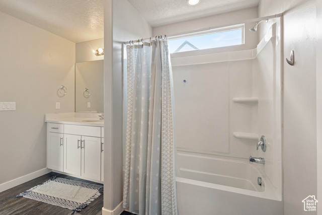 Photo 11 for MLS #2104782 at 519 S Valkyries Ln