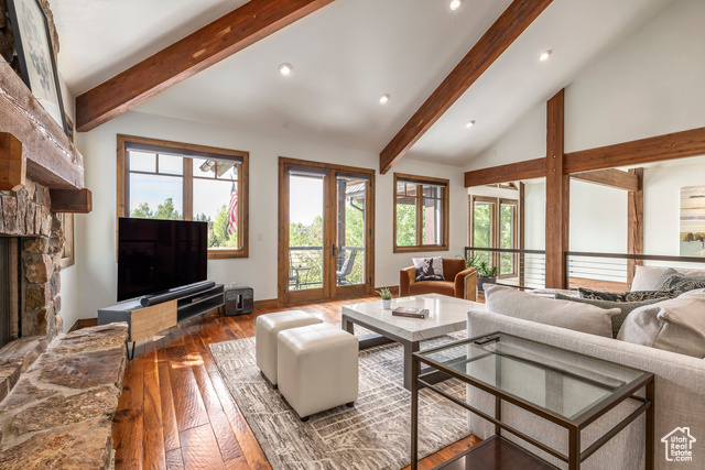 Photo 5 for MLS #2104789 at 2054 Paddington Dr