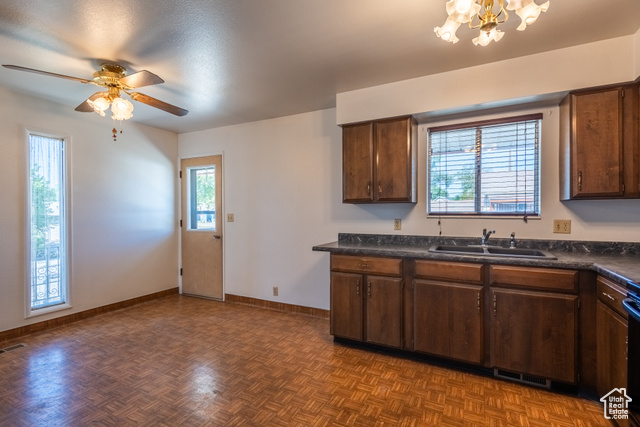 Photo 9 for MLS #2104795 at 966 W Pioneer Cir