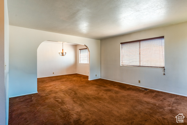 Photo 5 for MLS #2104795 at 966 W Pioneer Cir