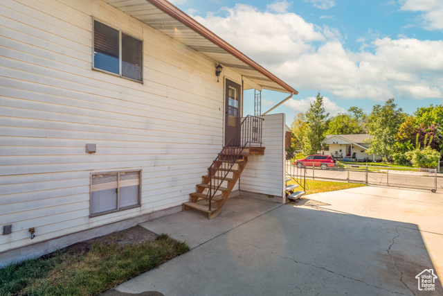 Photo 36 for MLS #2104795 at 966 W Pioneer Cir