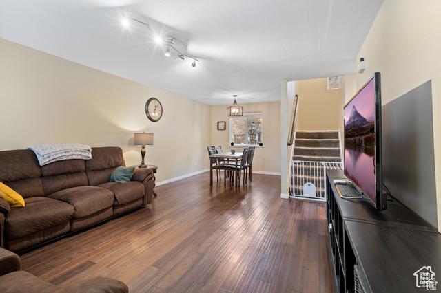 Photo 4 for MLS #2104801 at 526 N 1025 West