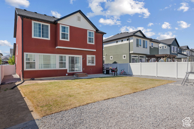 Photo 37 for MLS #2104810 at 102 E Crown Point Dr