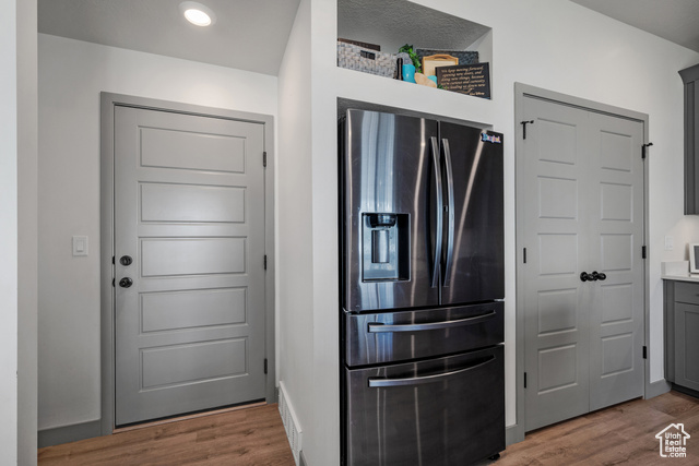 Photo 9 for MLS #2104810 at 102 E Crown Point Dr
