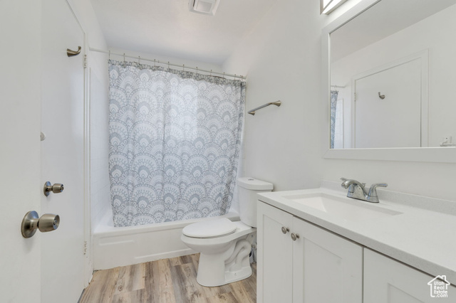 Photo 11 for MLS #2104816 at 4924 S Rayford Cir