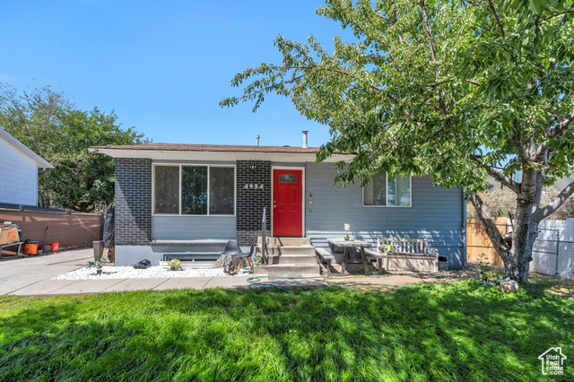 4924 S RAYFORD CIR, Salt Lake City UT 84118