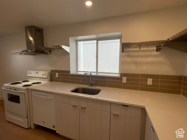 Photo 10 for MLS #2104817 at 311 E 3360 South