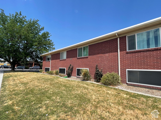 Photo 3 for MLS #2104817 at 311 E 3360 South